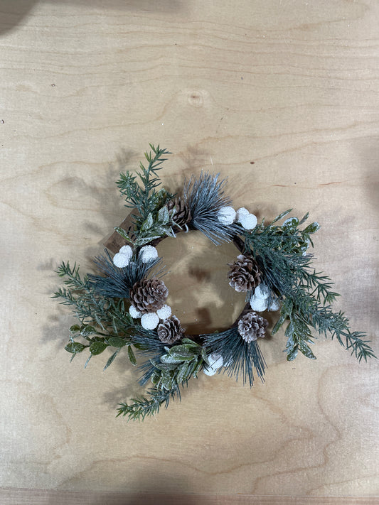 P0217 Candle Ring w/ Berries