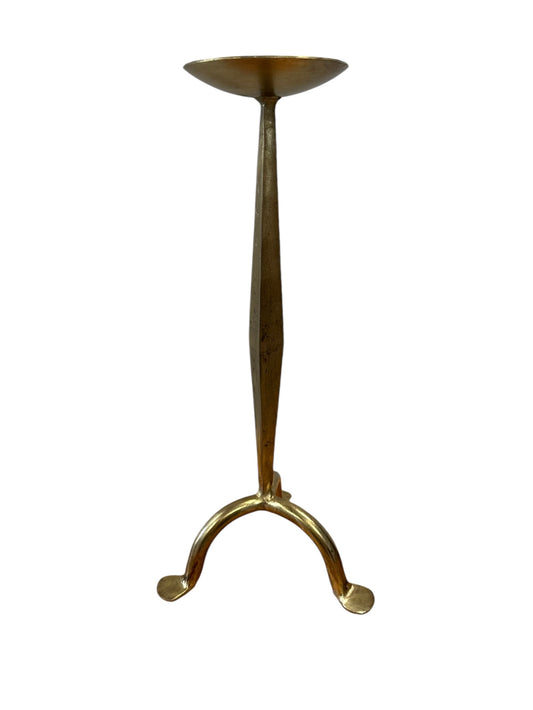 P0229 - Candleholder with 3 feet / large