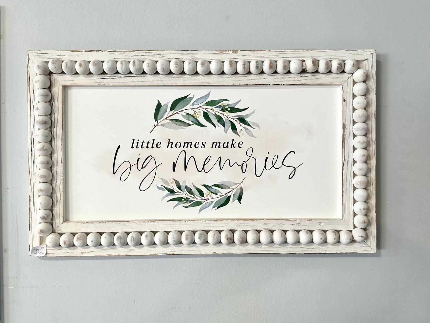 EDE0006 Wall Hanging - "Little homes make big Memories"