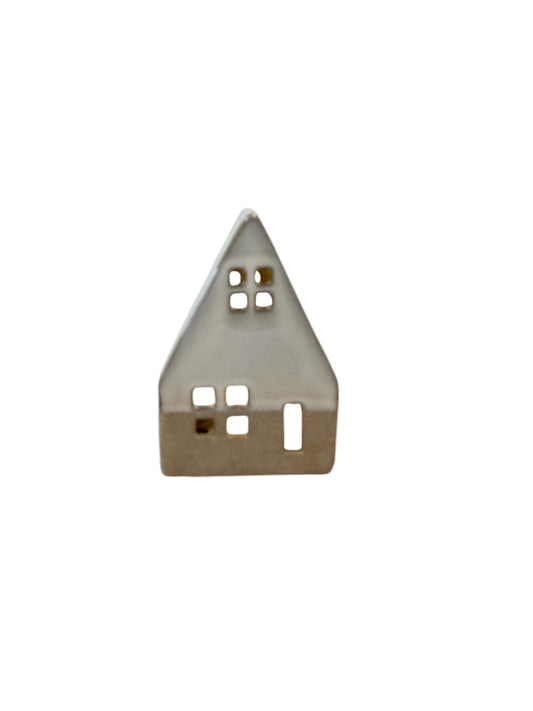 Ceramic House Tealight 30% off