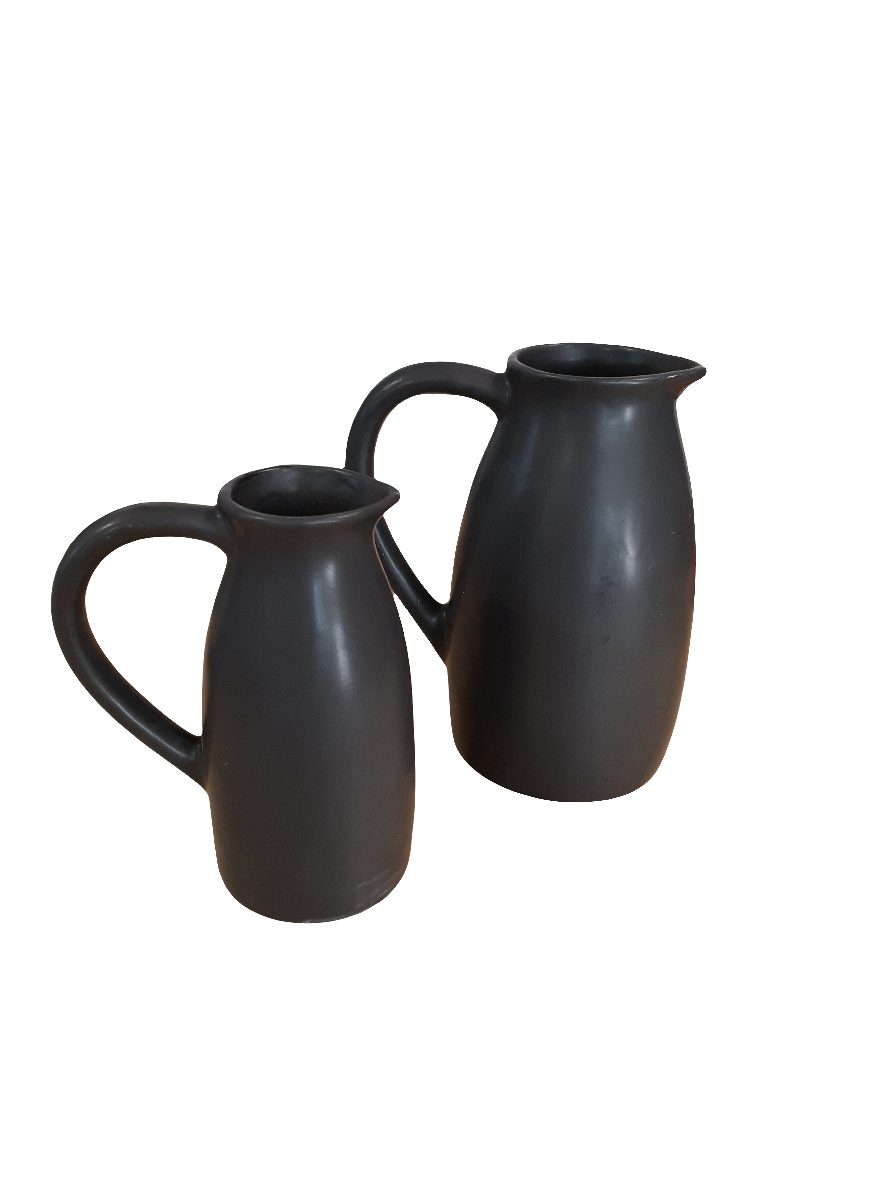 CB039 Blk Pitcher Sm