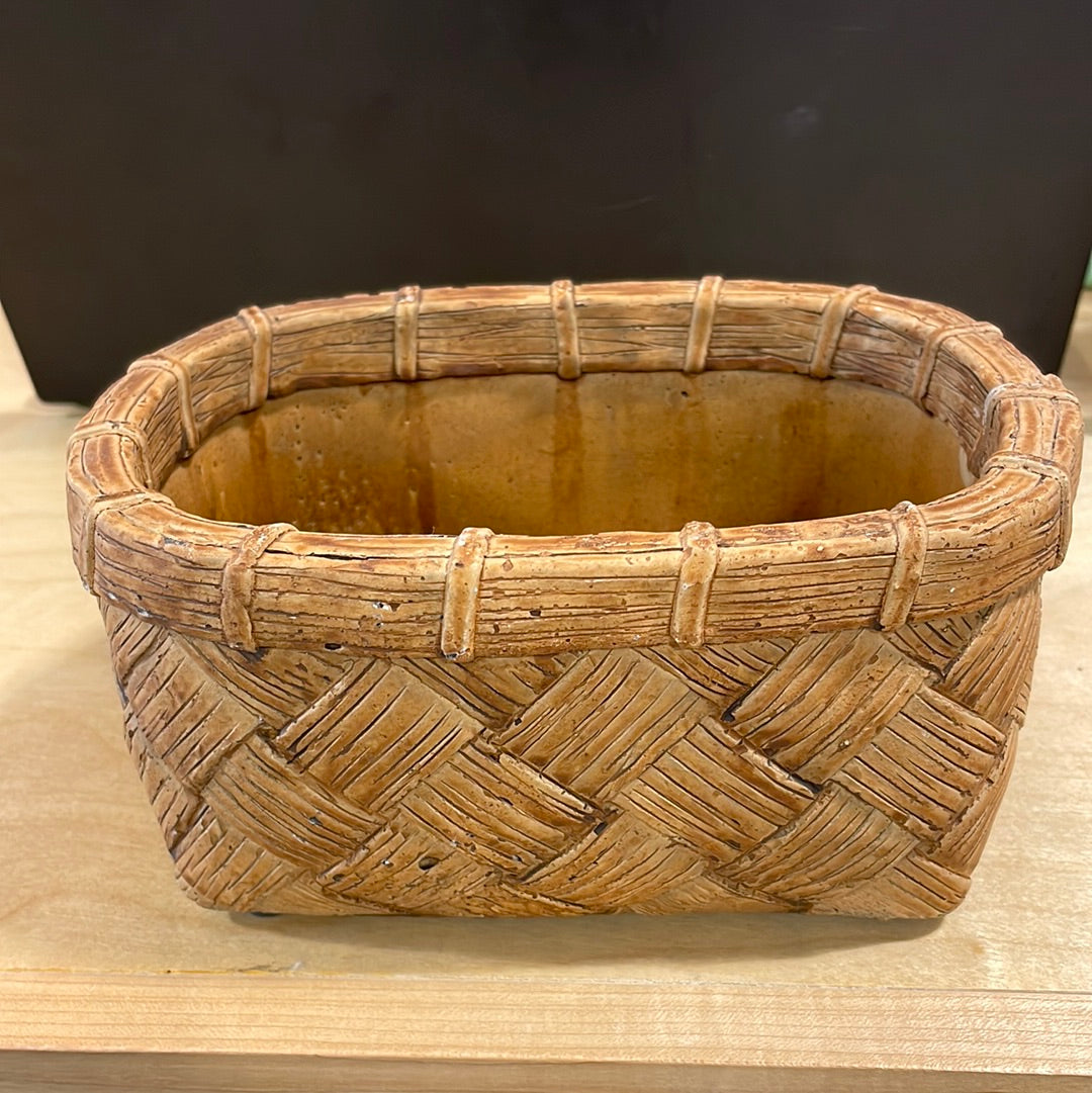 AB9154 - Basket Planter