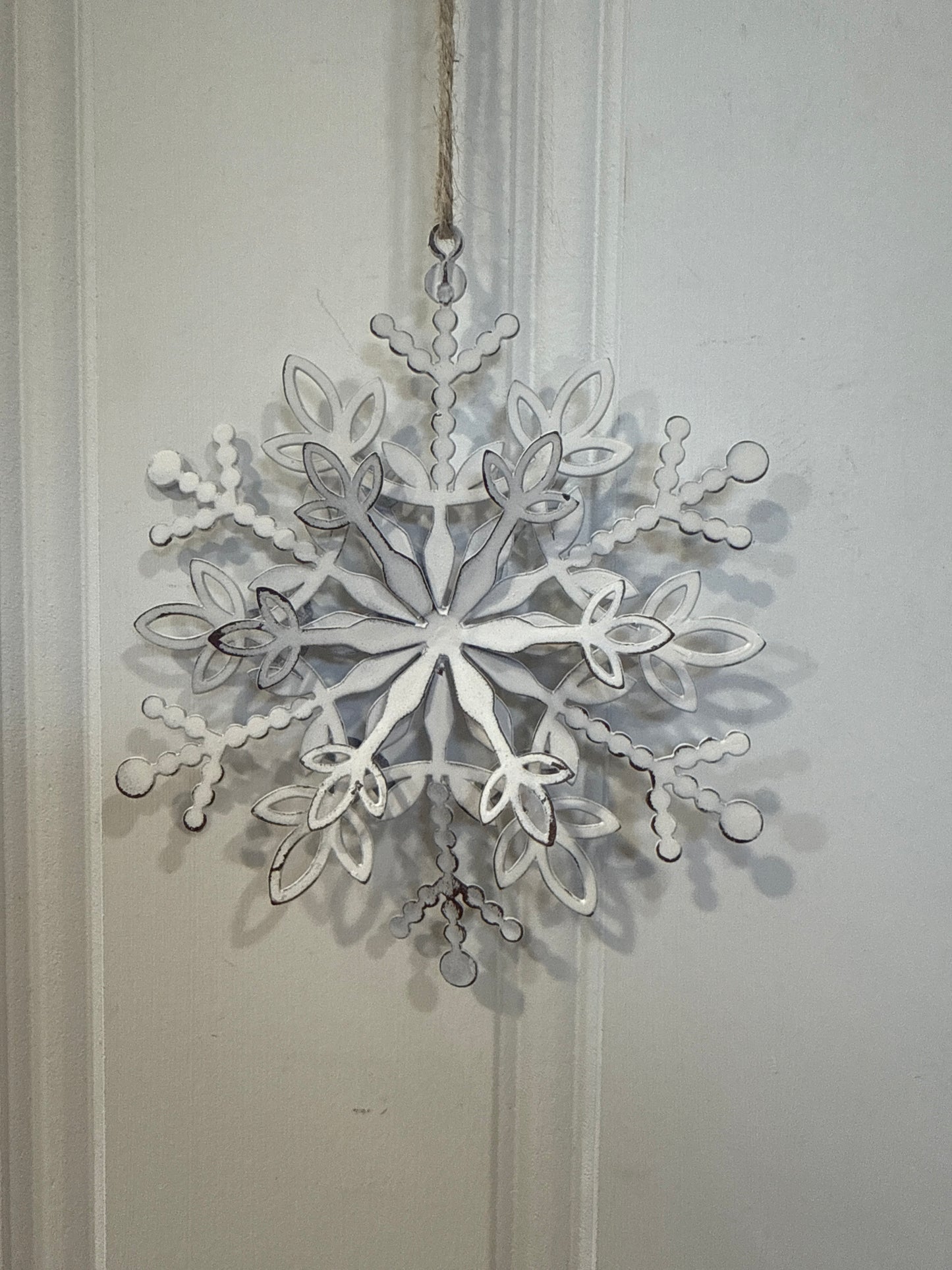 Snowflake / White Metal