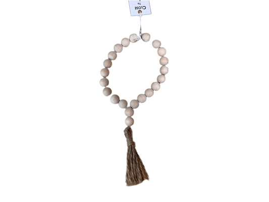 PF22 -Wood Bead Garland Loop