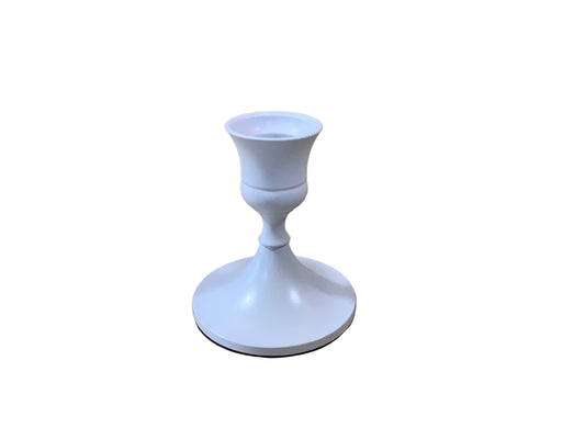 AZ09 White Candlesticks