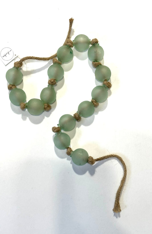 IND9168 Glass Beads