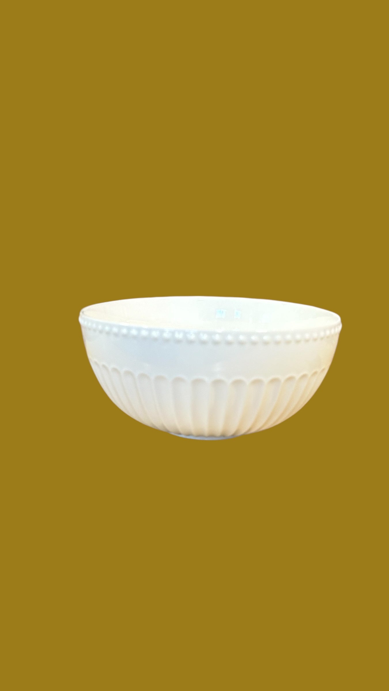 Chantilly White collection