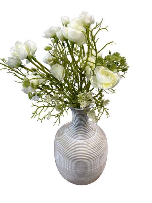 CMCRC308 Wild Ranuculus / white